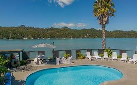 Oceans 88 Whitianga Coastal Suites
